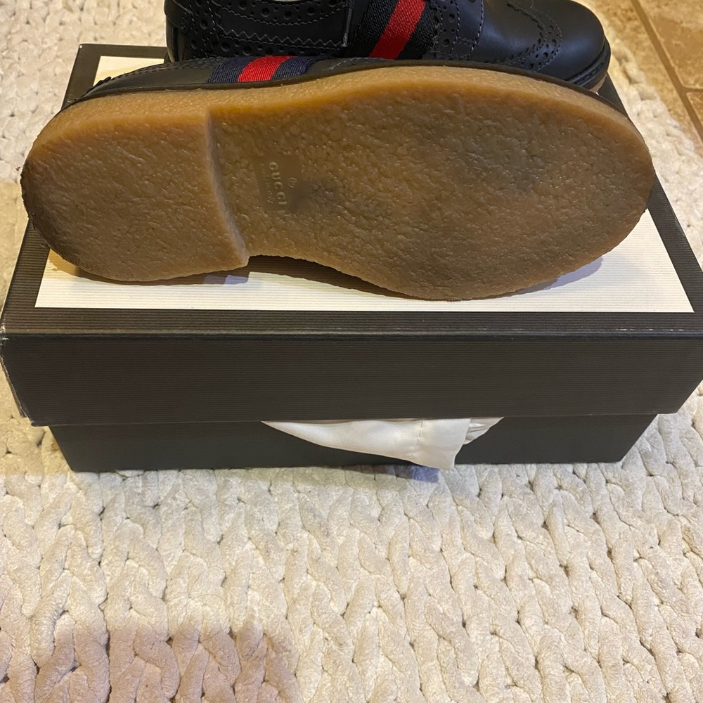 Gucci boy shoes - Picture 5 of 5